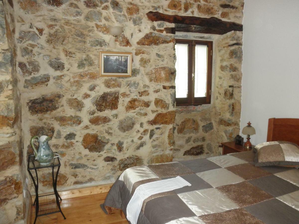 Villa Casa Velha Figueiro Dos Vinhos Exterior foto